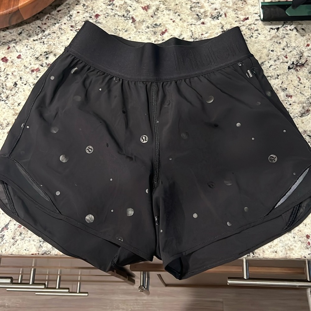 limited addition hotty hot HR short sz 2 black